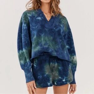 SOMETHING NAVY SWEATSHIRT